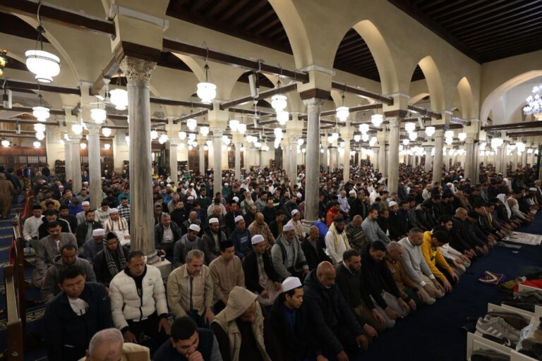 صلاة التراويح في الجامع الأزهر