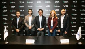 جانب من توقيع البروتوكول