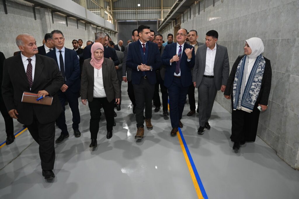 زيارة وزير الصناعة لمدينة الروبيكي