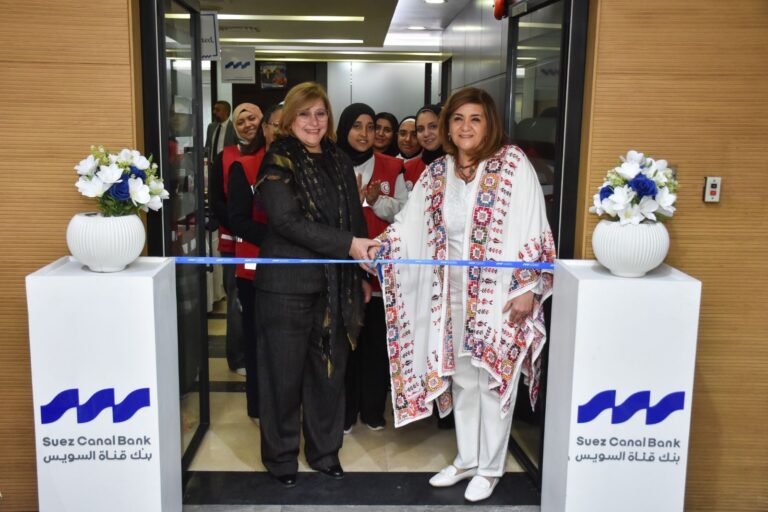 جانب من افتتاح المعرض