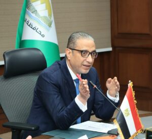 د. أحمد الأنصاري محافظ الجيزة