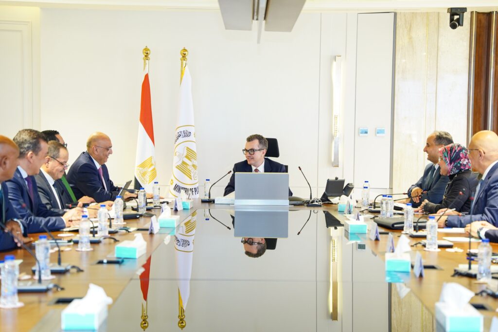 اجتماع وزير التخطيط