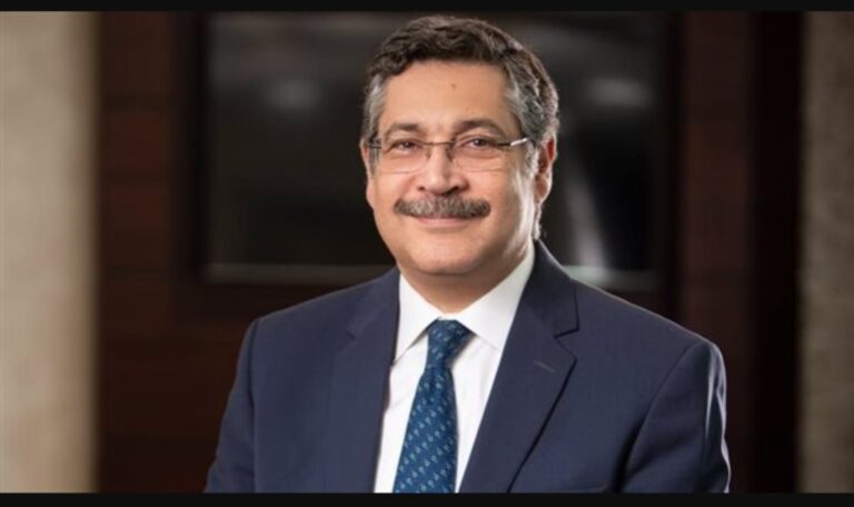 حسن غانم رئيس بنك التعمير والاسكان