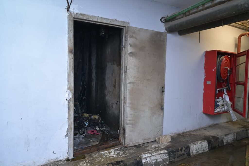 حريق قصر العيني