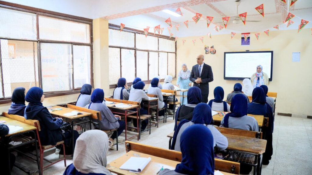 محمد عبداللطيف وزير التربية والتعليم
