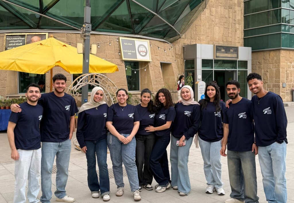 طلاب إعلام القاهرة