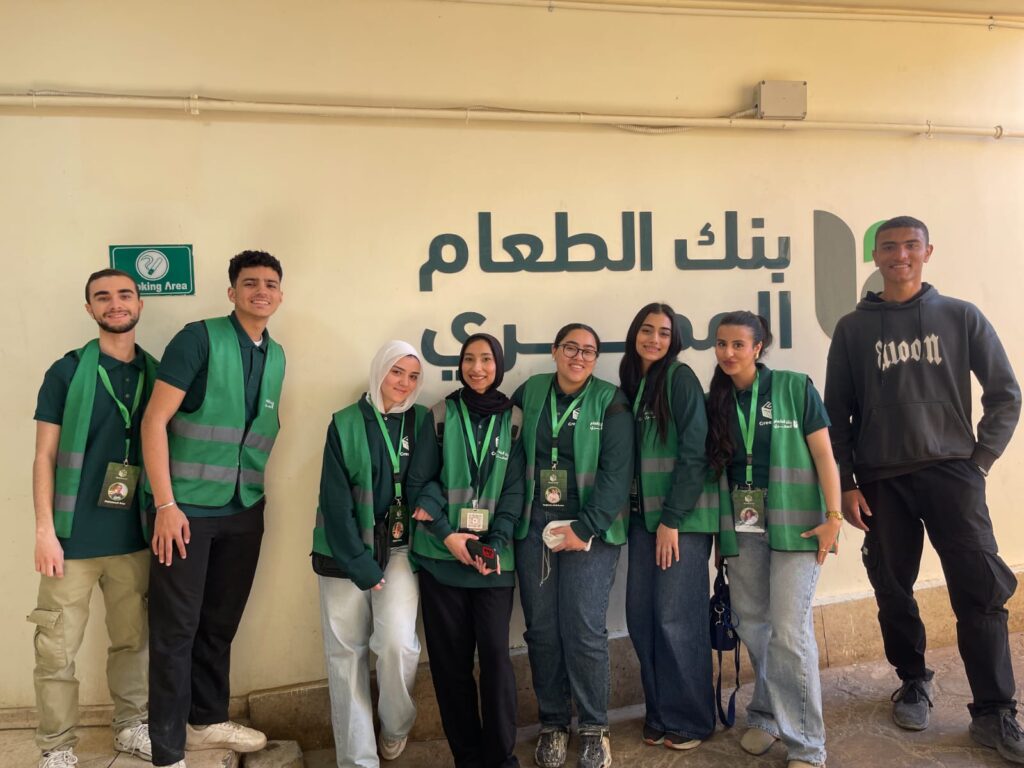 طلاب إعلام القاهرة