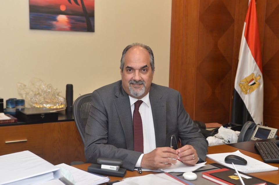 أيمن عبد الحميد