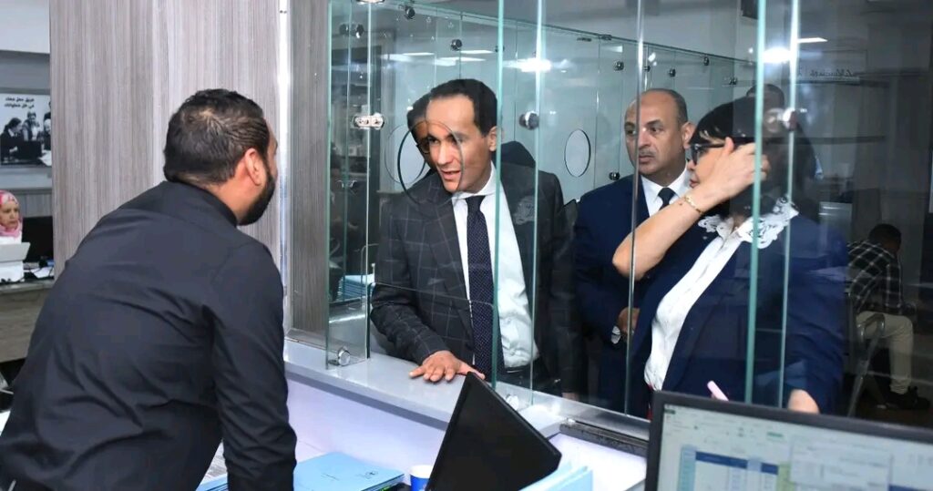 جولة رئيس هيئة الاستثمار