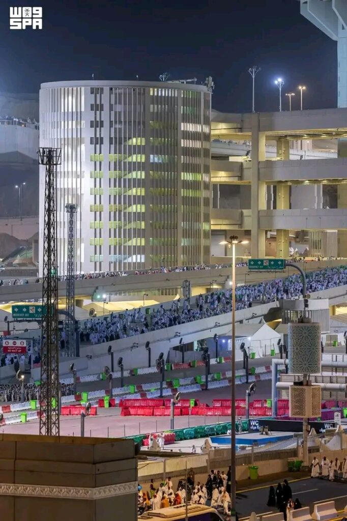 حجاج بيت الله الحرام