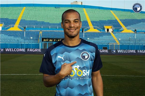 فخري لاكا