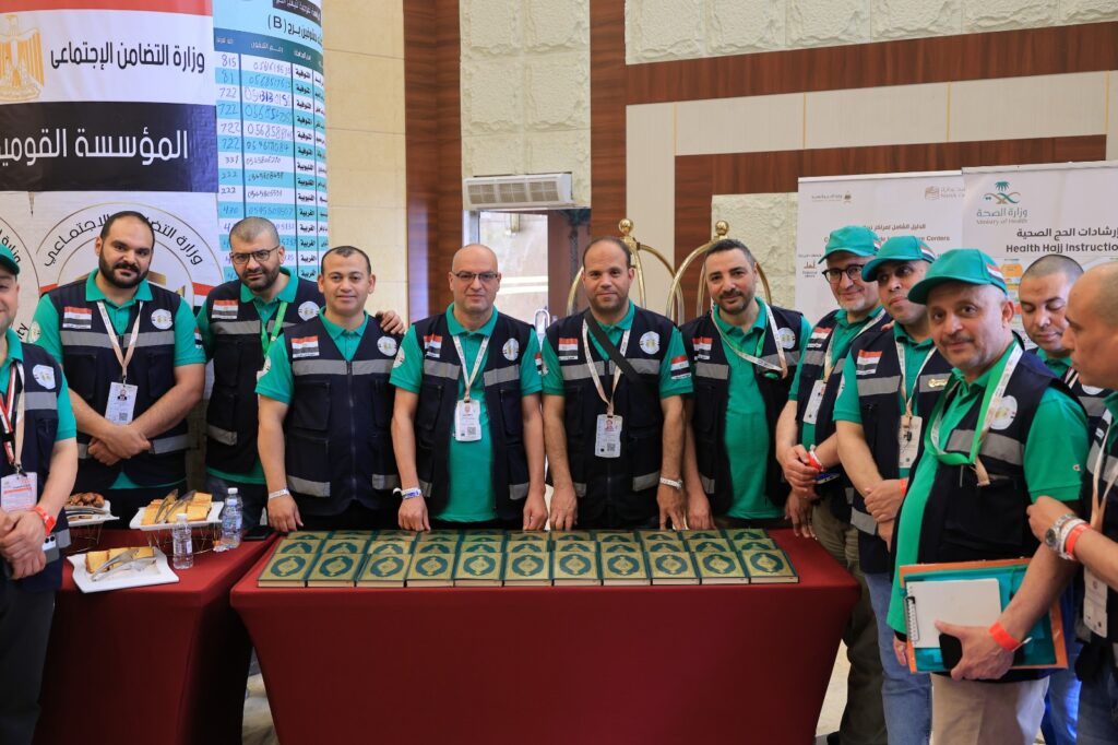 حجاج الجمعيات الأهلية