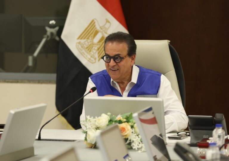 د. خالد عبدالغفار وزير الصحة