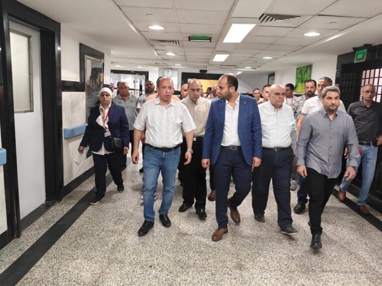 جولة عميد طب القاهرة