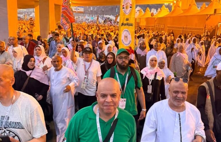 حجاج الجمعيات الأهلية