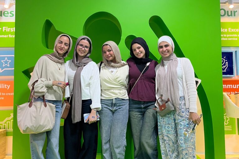 طلاب الجامعة الألمانية