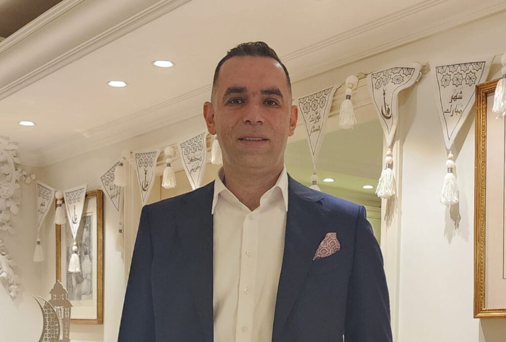 محمد رجب العطار سكرتير شعبة العطارة