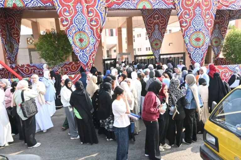طلاب الثانوية العامة