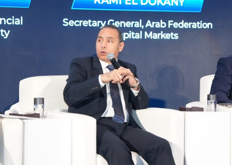 د. إسلام عزام رئيس الهيئة العامة للرقابة المالية