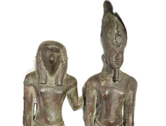 قطع أثرية نادرة
