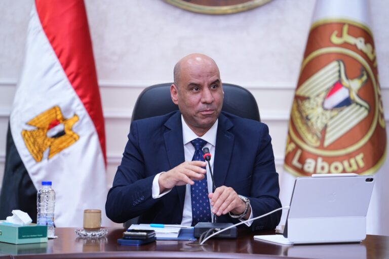 حسن رداد وزير العمل