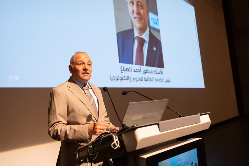 د. أحمد الصباغ رئيس الجامعة المصرية اليابانية