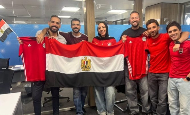 موظفو مصرف أبوظبي