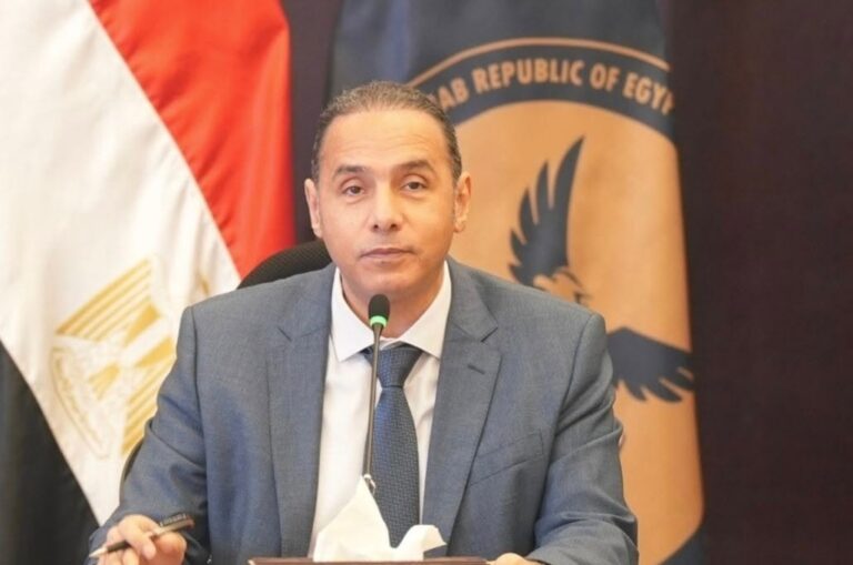 د. إسلام عزام رئيس الهيئة العامة للرقابة المالية