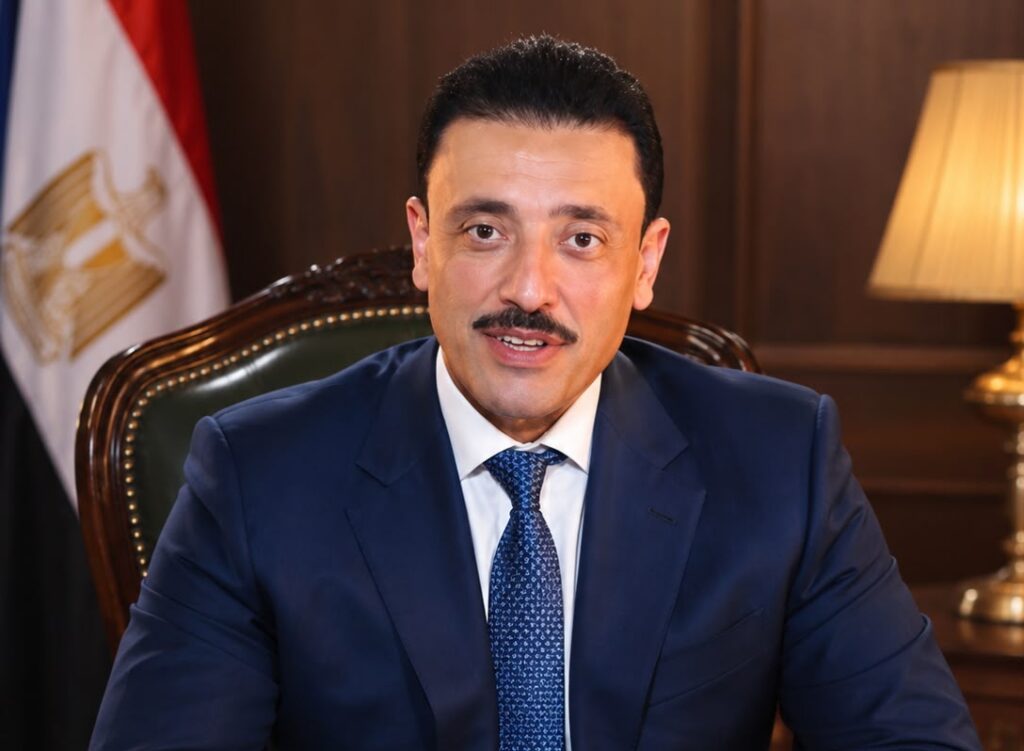 د. محمد رزق عضو مجلس الشيوخ