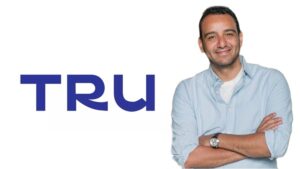 أحمد عصام الرئيس التنفيذي لتطبيق «ترو TRU»