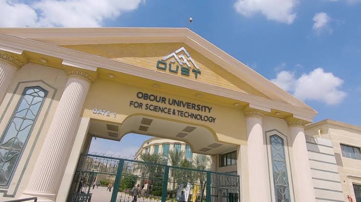 جامعة العبور للعلوم والتكنولوجيا