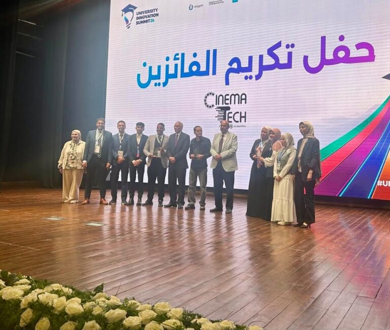 طلاب جامعة بدر