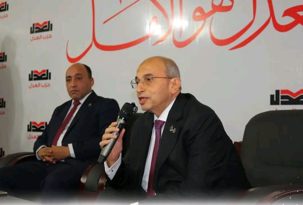 النائب أشرف عبد الغني
