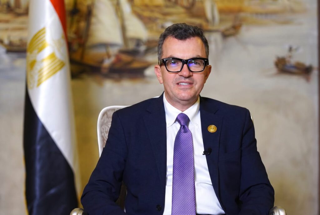د. أحمد رستم وزير التخطيط